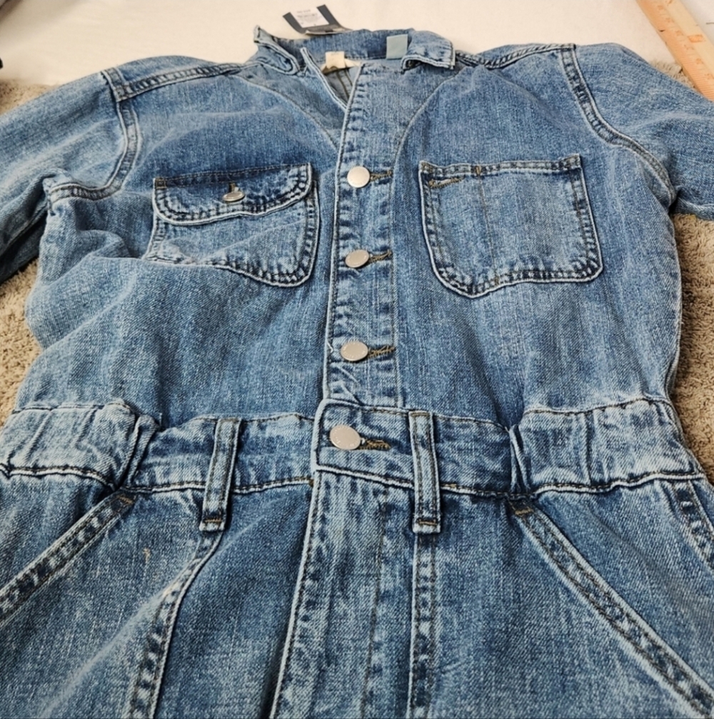 Women's Long Sleeve Utility Baggy Denim Jumpsuit Universal Thread Medium Denim 2 - Picture 3 of 16